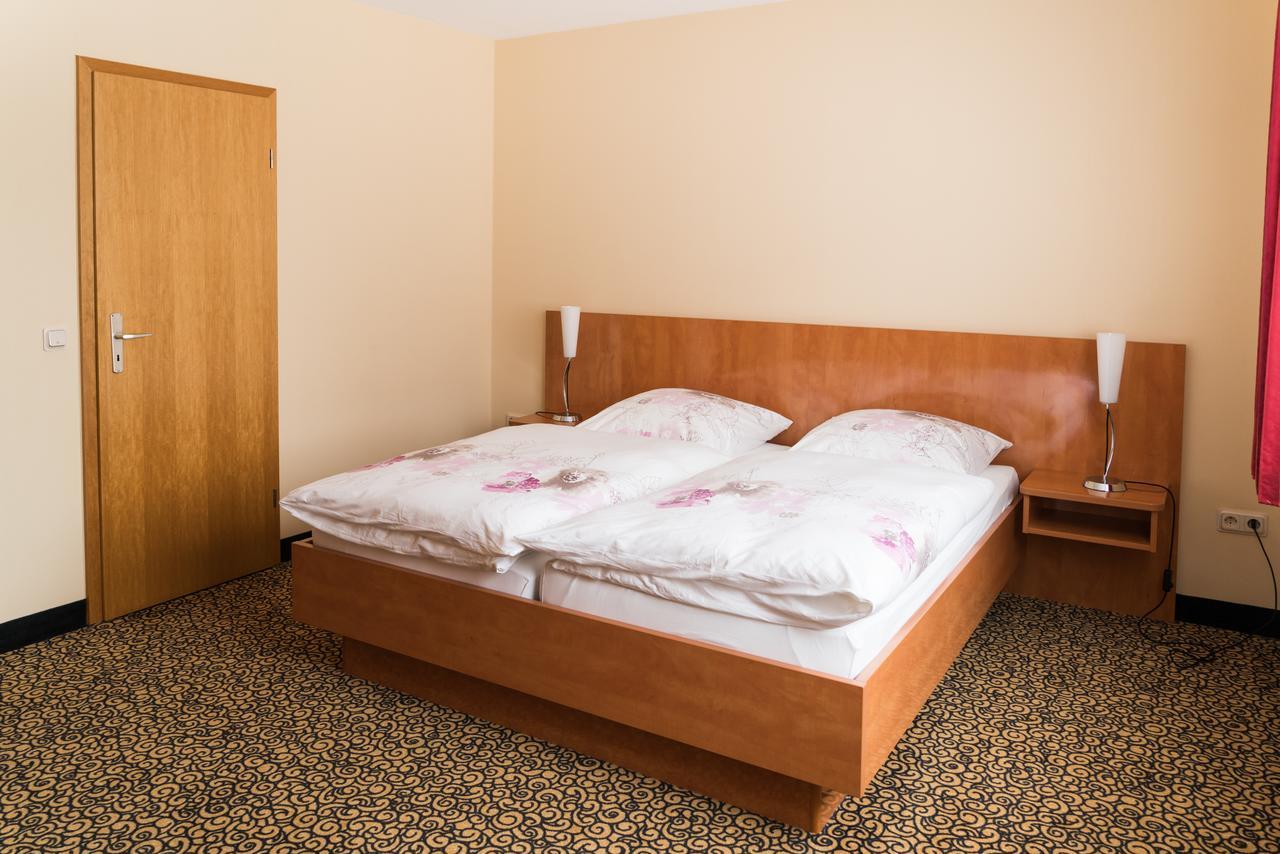 Hotel Matthias Gnarrenburg Zewnętrze zdjęcie